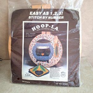 Vintage HOOP-LA 14" Wall Hanging Kit Soup Kettle by Pam Bono 1982